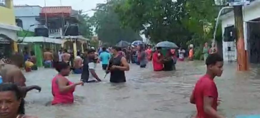 Las inundaciones afectaron varios sectores de Hato Mayor